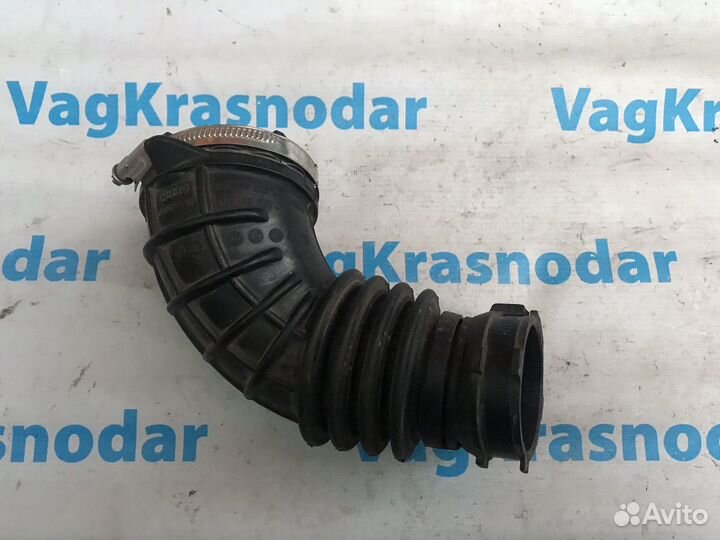 Патрубок воздушного фильтра гофра Audi A4 B8 A5