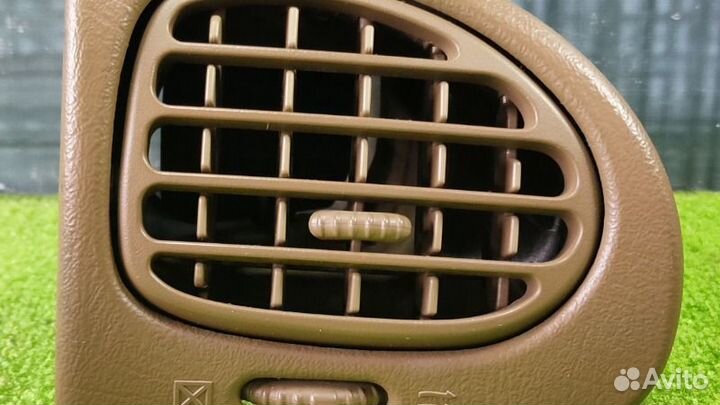 Воздуховод передний правый Chevrolet Trailblazer