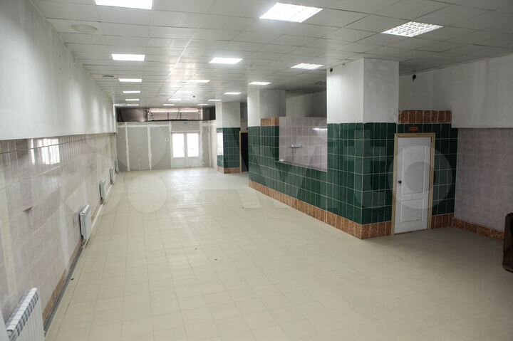 Жилой дом с производственными помещениями, 669 м²