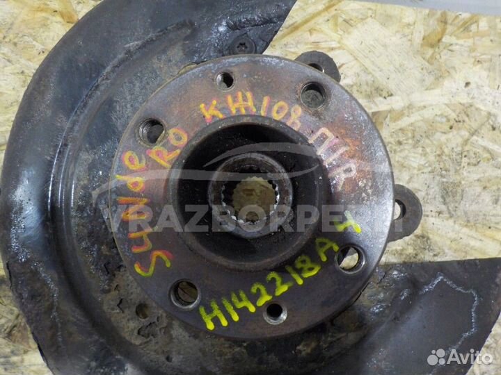 Кулак поворотный передний правый Renault Sandero