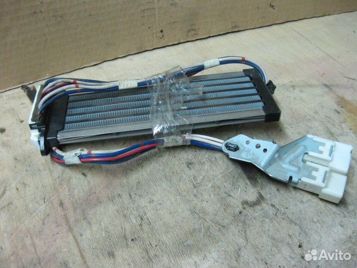 Дополнительный электроотопитель Toyota Corolla 1.6