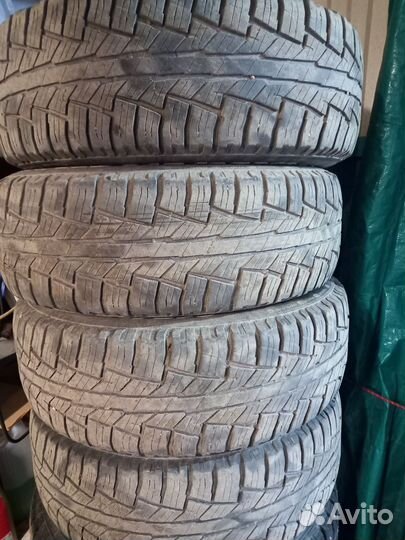 Шины 215 65 16 летние бу 6000 за комплект