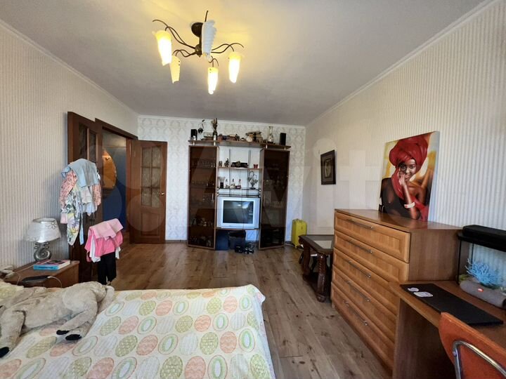 2-к. квартира, 52 м², 2/5 эт.