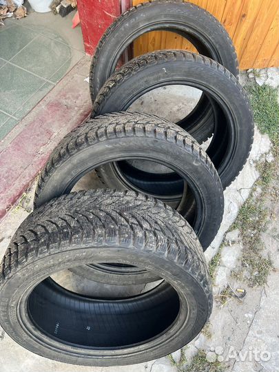 Nokian Tyres Hakkapeliitta 9 235/45 R18