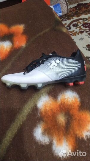 Футбольные бутсы 35 размер 2 раза одевали