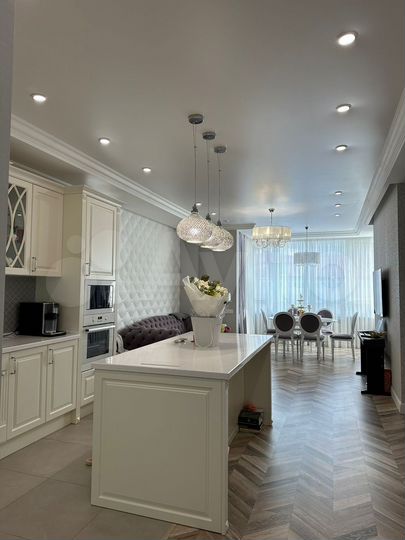 4-к. квартира, 102,1 м², 5/13 эт.