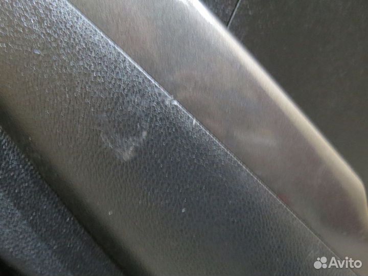 Обшивка двери задняя правая Kia Sportage 4