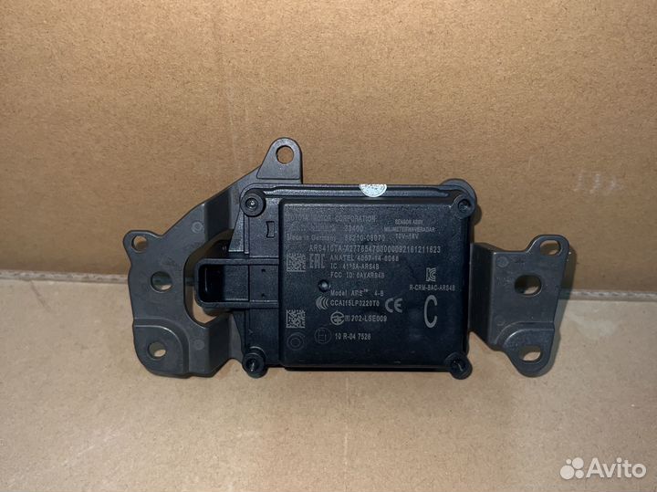 Датчик дистанции Тойота Камри 70 2018-2020