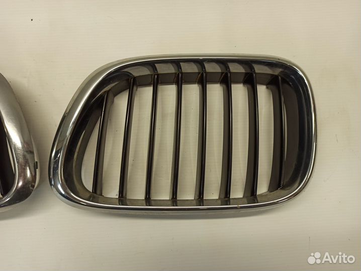 Решетки капота BMW X5 E53