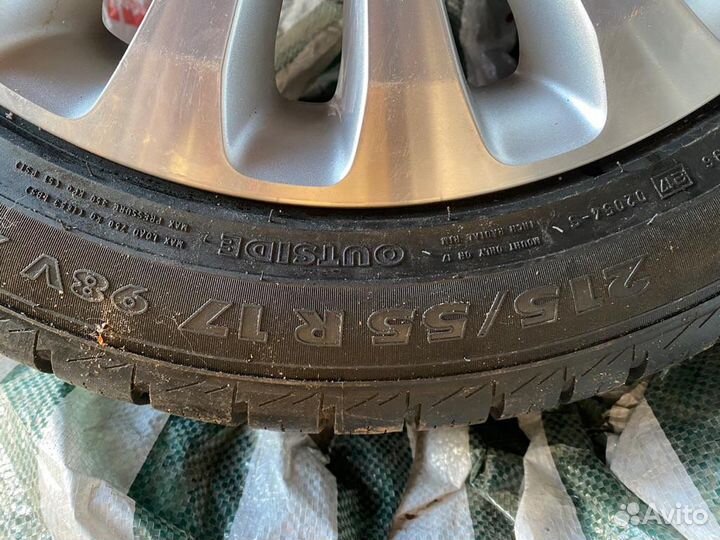 Nokian Tyres WR 215/55 R17 98V