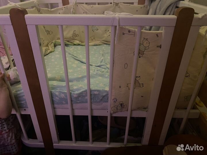 Детская кроватка