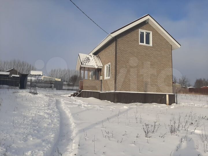 Дом 107 м² на участке 8 сот.