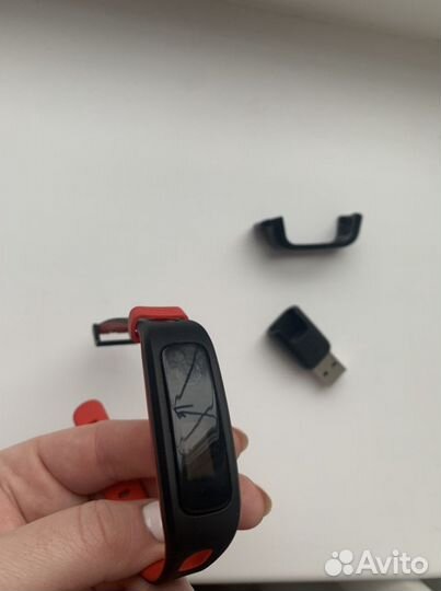 Фитнес-браслет honor band 4 running красный