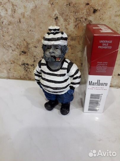 Статуэтка морячок