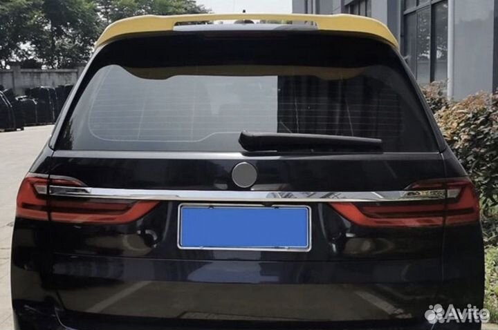 Верхний спойлер BMW X7 G07 rear spoiler