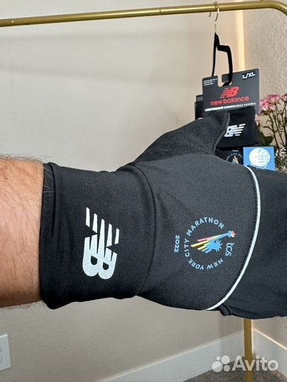 Перчатки new balance