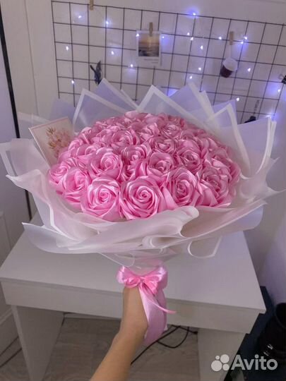 Букет из атласных лент