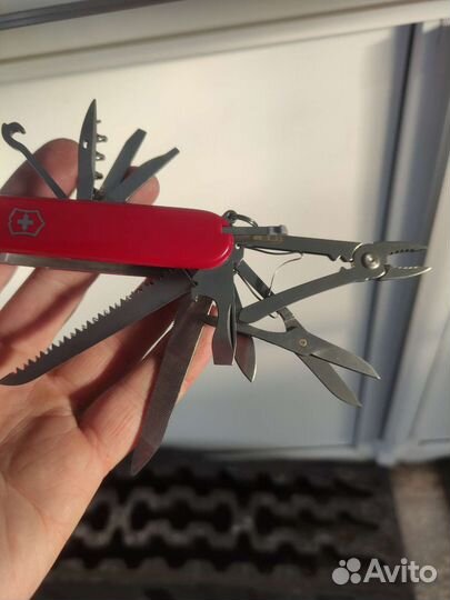 Нож складной Victorinox Handyman