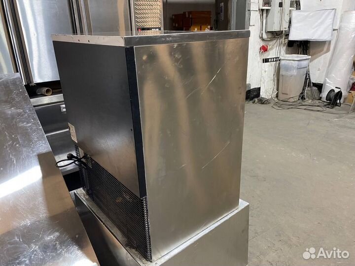 Льдогенератор Brema