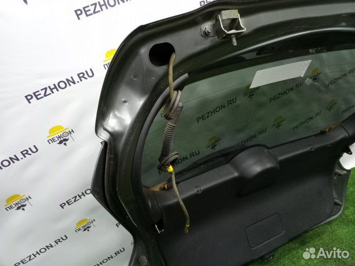 Крышка багажника Nissan Juke внедорожник 1.6 2011