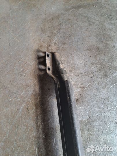 Распорка кузова Audi A6 C6