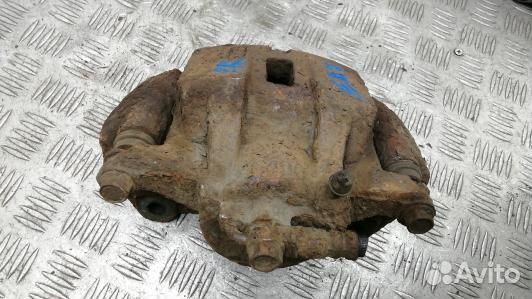 Суппорт тормозной передний правый lexus RX 2 (HEA0