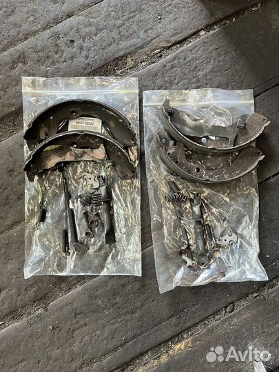 Механизмы задних колодок на Pontiac Vibe 02-08