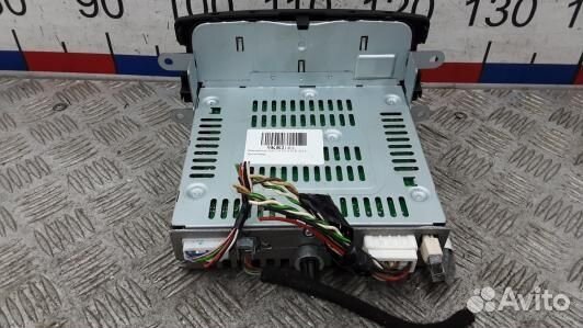 Магнитола dacia duster 1 (9KR02I401)