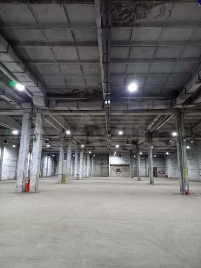 Склад, 2500 м²