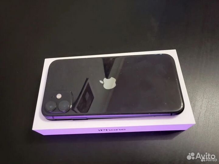 iPhone 11, 64 ГБ