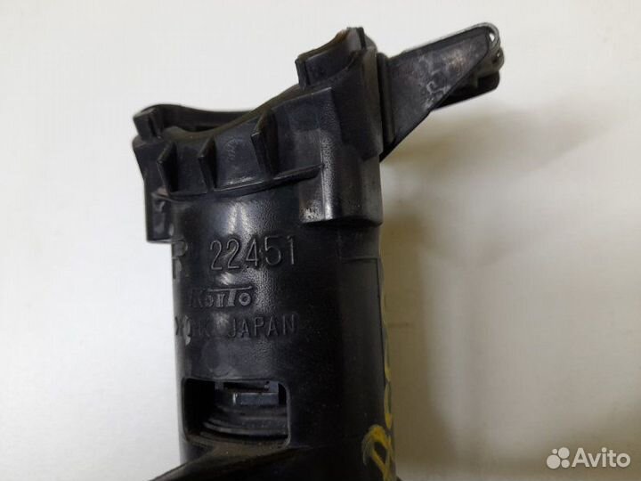 Форсунка омывателя фар правая Honda Accord 7