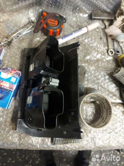 Центральный воздуховод на Opel Corsa C