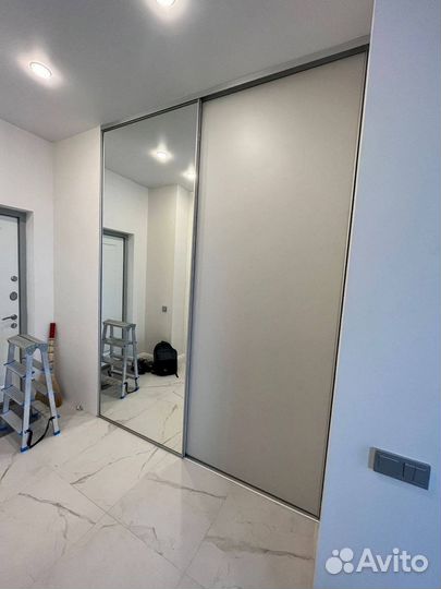 Стеклянная перегородка