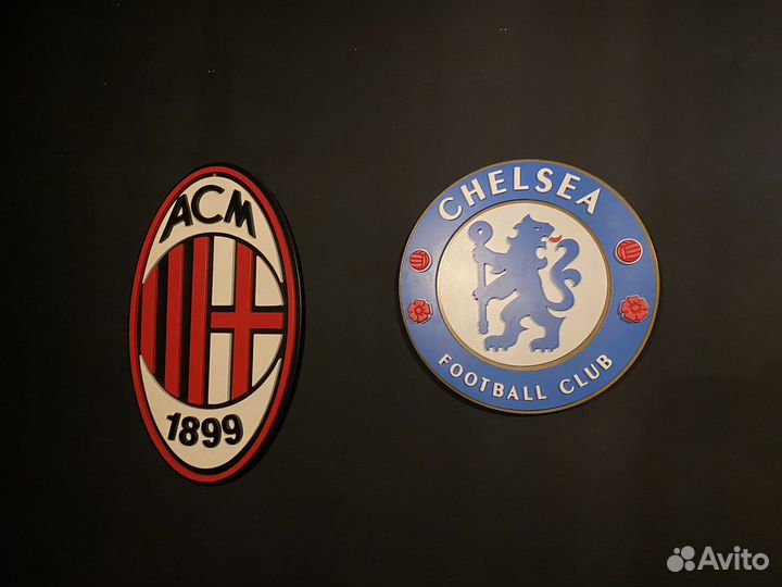 Эмблемы футбольных клубов