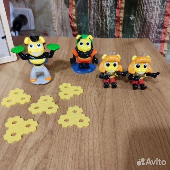 Игрушки из киндера макси