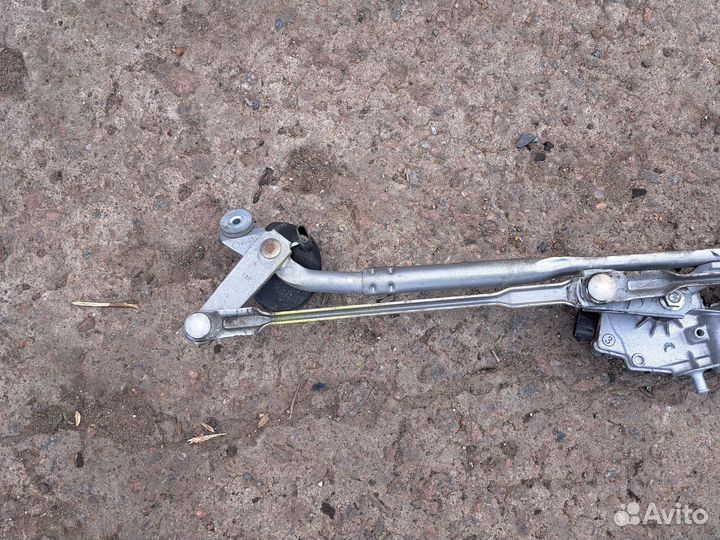 Трапеция дворников Тойота Хайлюкс 7