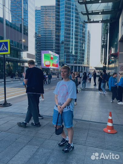 Помощник ассистента