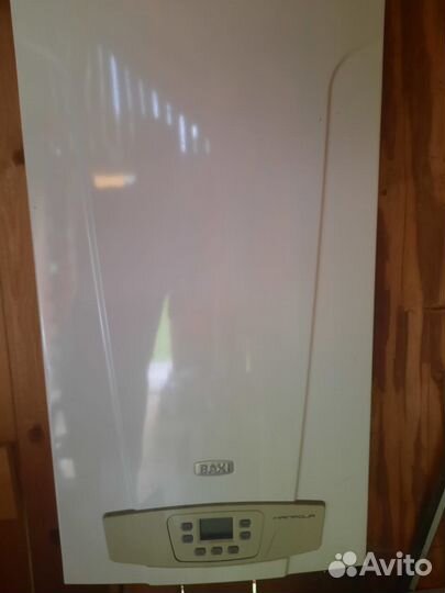 Газовый котел настенный двухконтурный рабочий