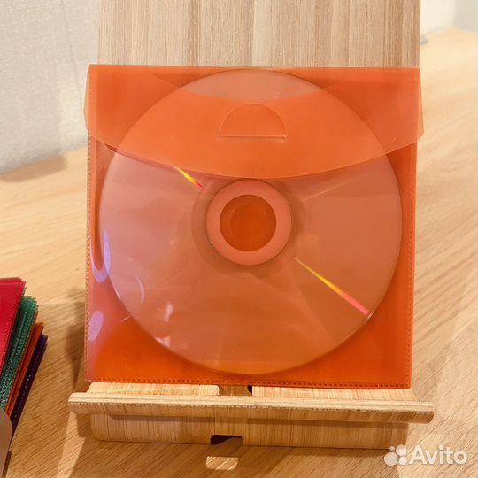 Конверты для CD/DVD пластиковые разноцветные