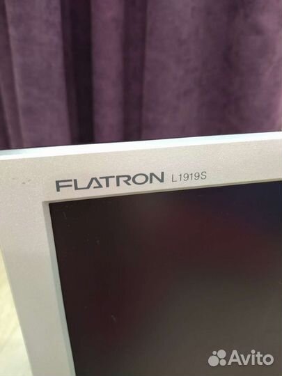Монитор LG flatron L1919s как новый