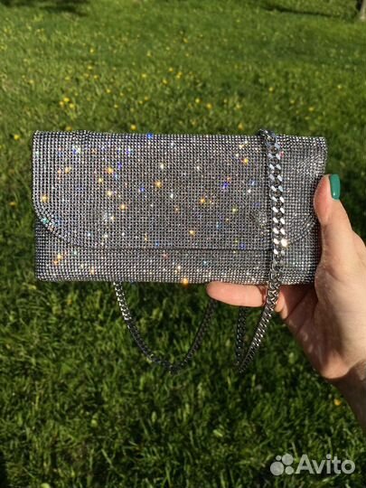 Блестящая клач-сумка со стразами серебряный