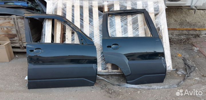 Двери на LADA Niva Travel