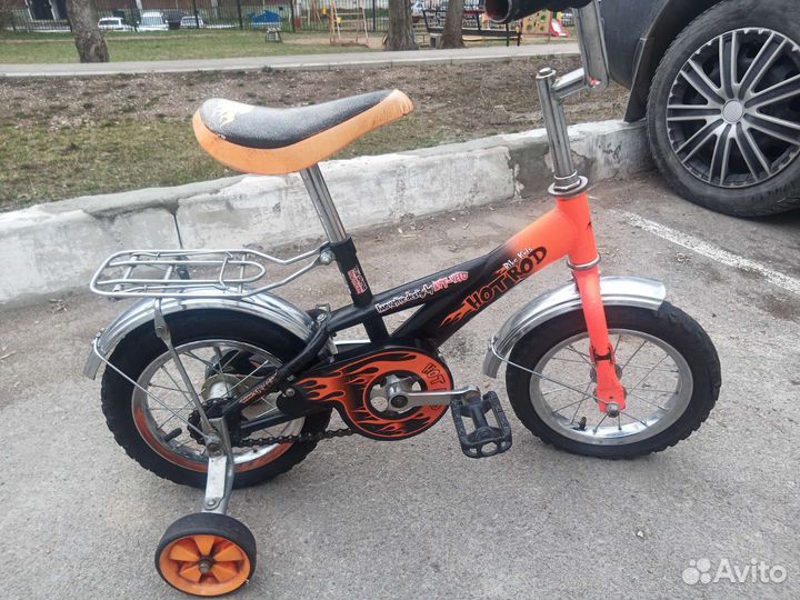 Детский двухколёсный велосипед