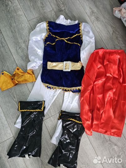 Новогодний костюм принца