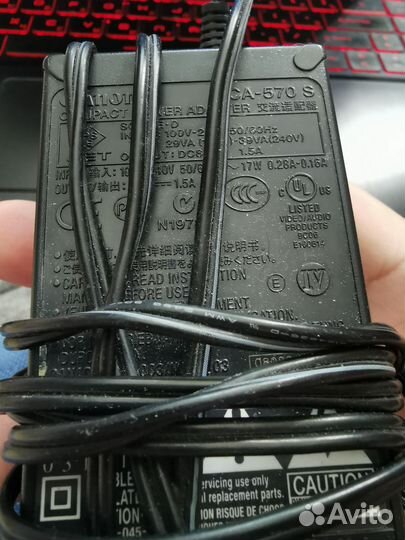 Зарядное устройство для видеокамеры Canon