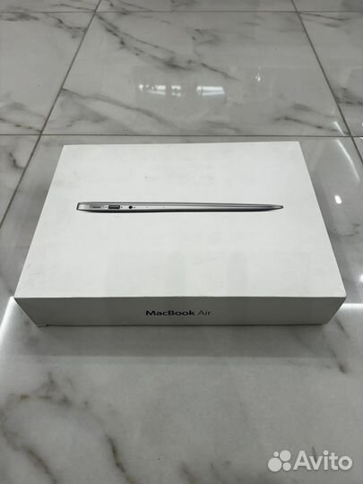 Apple macbook air 13,3