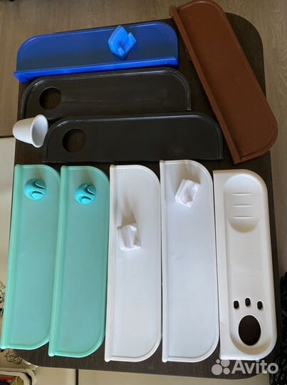 Полочки в ванну с крючками и без них