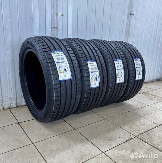 Triangle EffeXSport TH202 225/55 R17