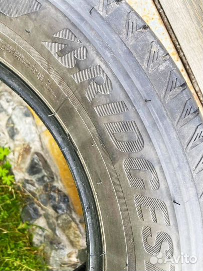 Bridgestone Ecopia EP850 215/65 R16 98H