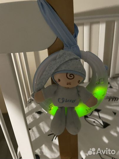 Chicco мобиль ночник на кроватку